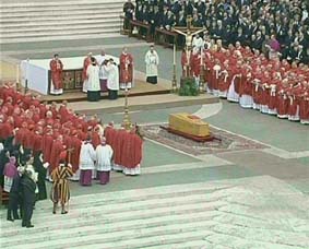 Sv. misu zadu�nicu predvodio je kard. Joseph Ratzinger - dekan Kardinalskog zbora